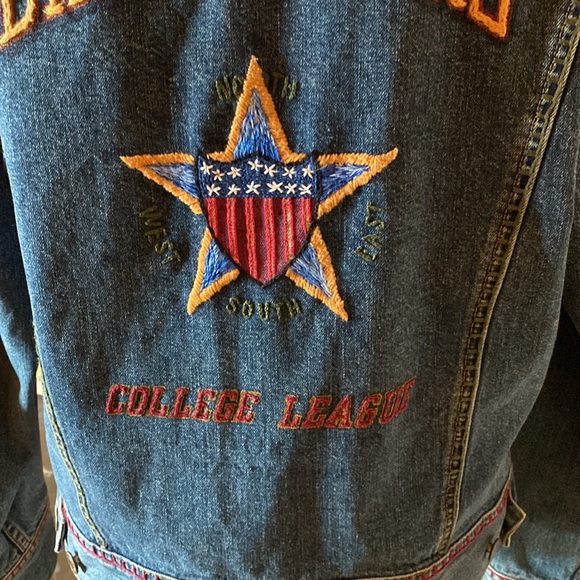 Vintage DKNY Jean Jacket size 8 - Picture 2 of 14